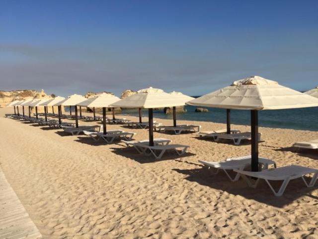 T1 - Praia Da Rocha - Com Vistas De Mar E Terraço Portimão